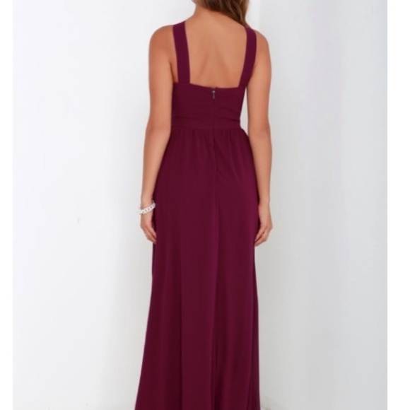 LULU’S Air of Romance Maxi Dress Burgundy Size Medium Chiffon NWT - Picture 2 of 15